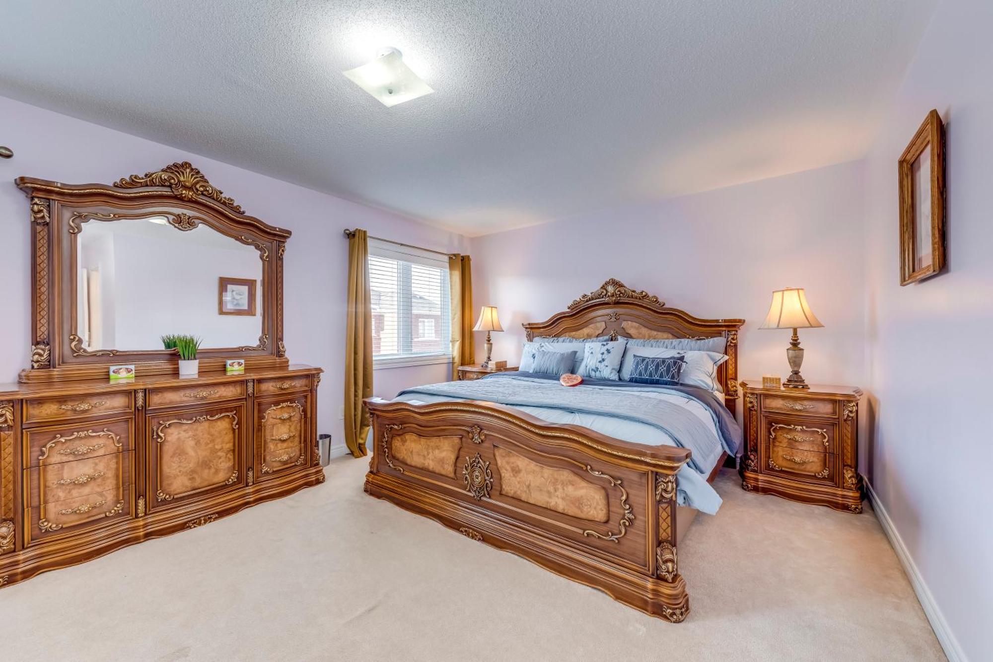 Avid Vacation Palace In Castlemore , Brampton Bagian luar foto